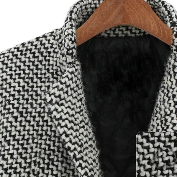 Manteau élégant doté d'une coupe longue flatteuse avec doublure chaude