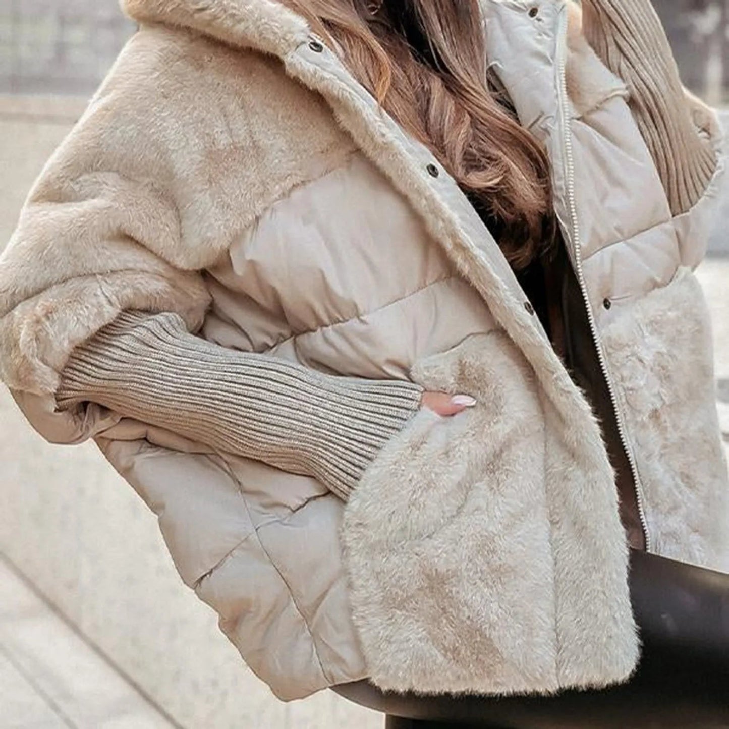 MailleNord™ – Manteau bouffant oversize patchwork | capuche protectrice | poignets côtelés | chaleur légère