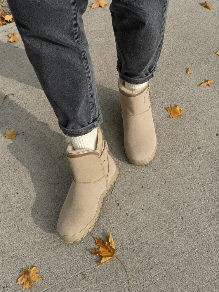 
Bottines camel portées par une femme